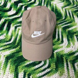 tan nike hat